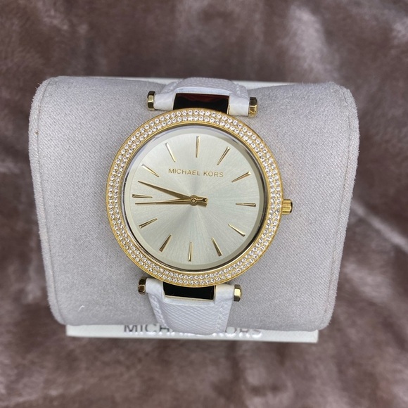 NEW~Michael Kors White Leather Watch - Picture 3 of 7